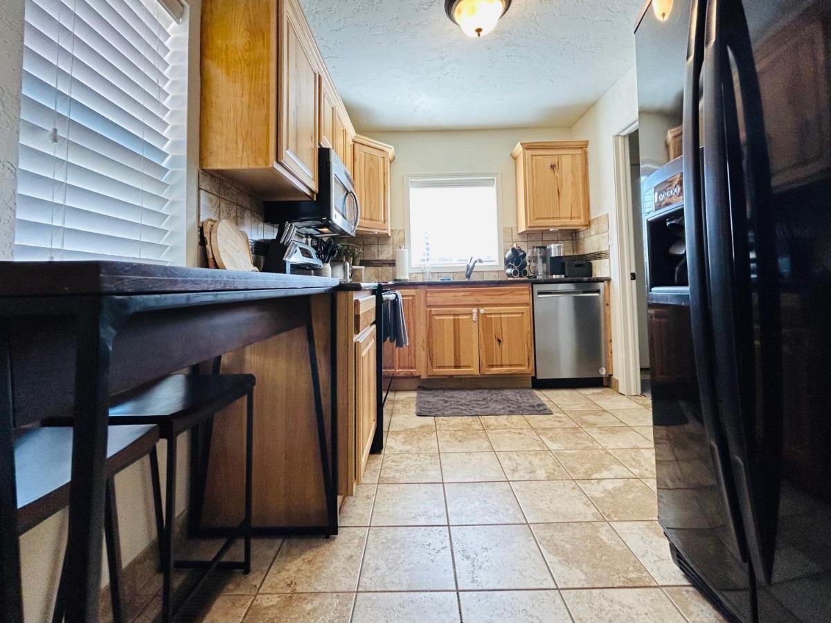 Home Sweet Idahome, Feels Like Home With All The Decor You Wish You Could Afford King Bed In Master, Fully Fenced Dog Friendly Yard, A Few Blocks From Bsu And Downtown Boise, Your Perfect Stay! エクステリア 写真