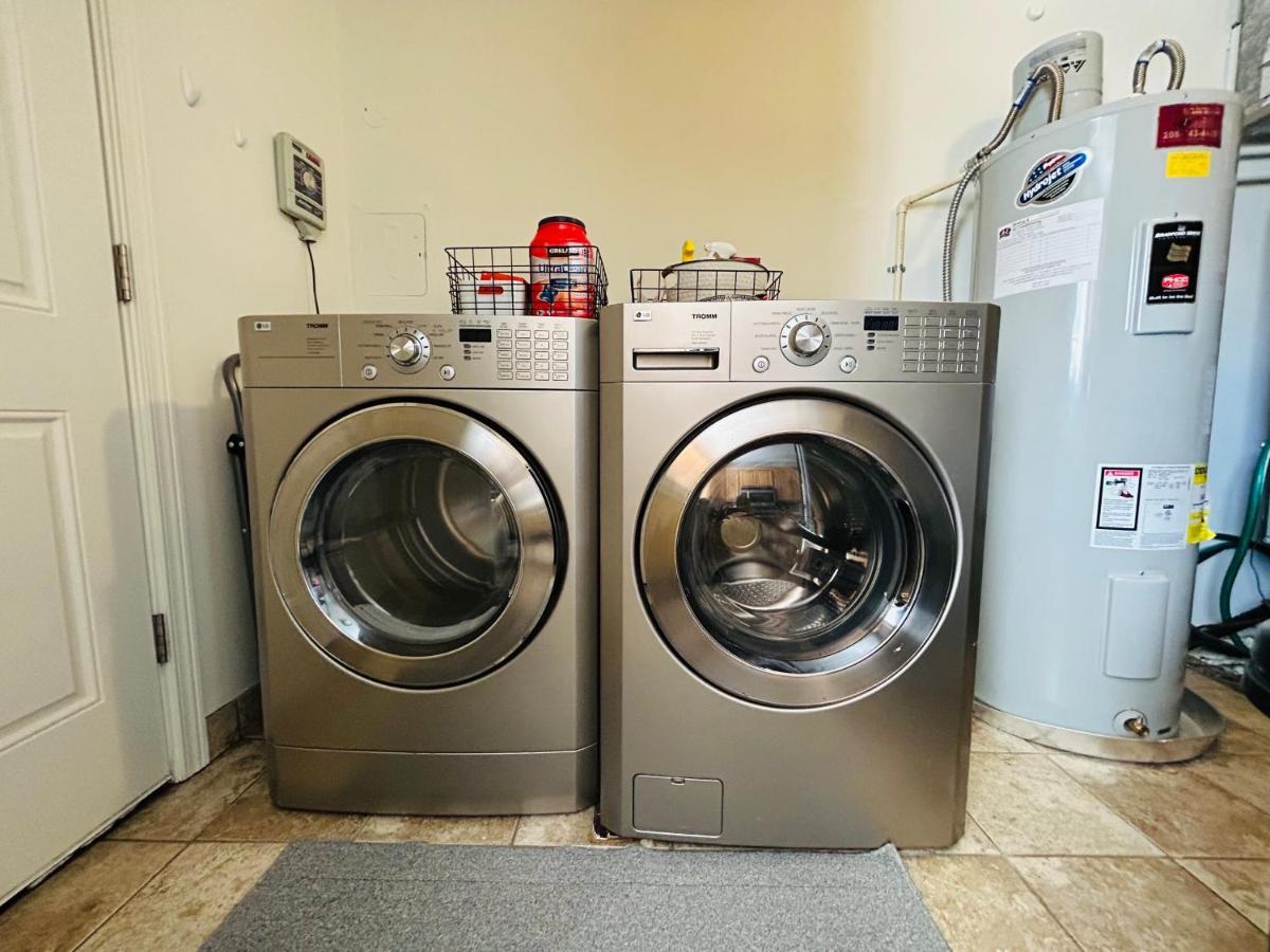 Home Sweet Idahome, Feels Like Home With All The Decor You Wish You Could Afford King Bed In Master, Fully Fenced Dog Friendly Yard, A Few Blocks From Bsu And Downtown Boise, Your Perfect Stay! エクステリア 写真