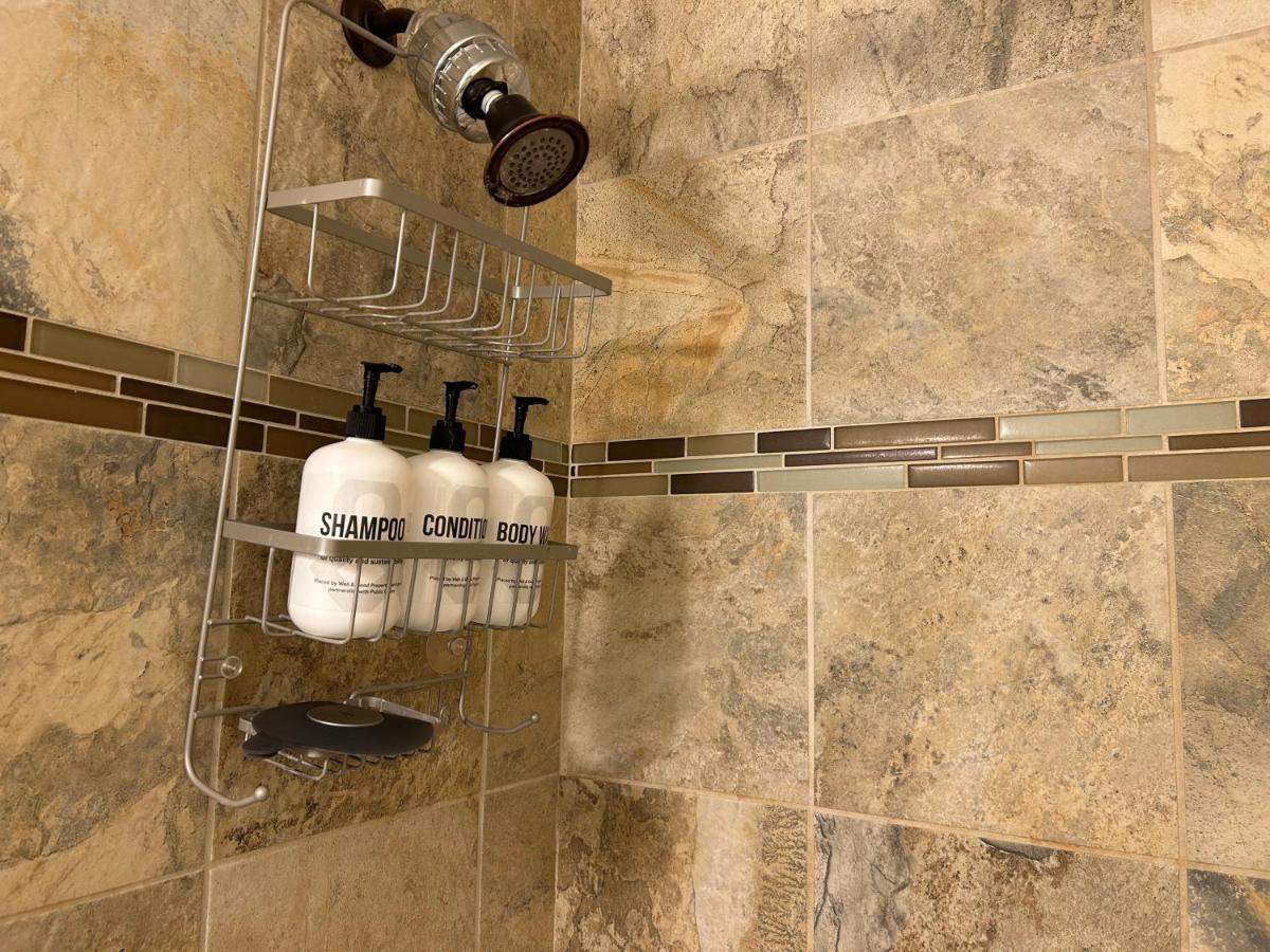 Home Sweet Idahome, Feels Like Home With All The Decor You Wish You Could Afford King Bed In Master, Fully Fenced Dog Friendly Yard, A Few Blocks From Bsu And Downtown Boise, Your Perfect Stay! エクステリア 写真
